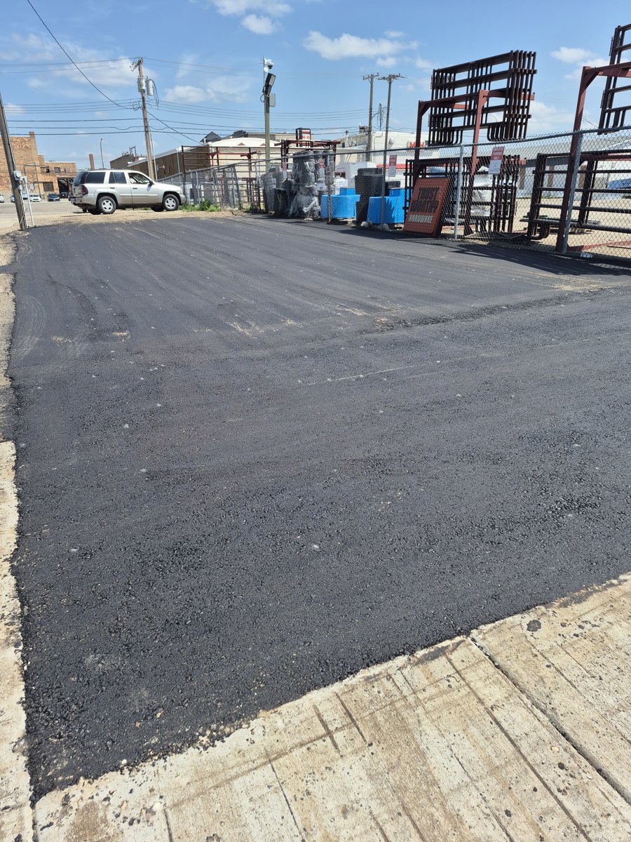 Commercial asphalt parking lot in the Bakken region